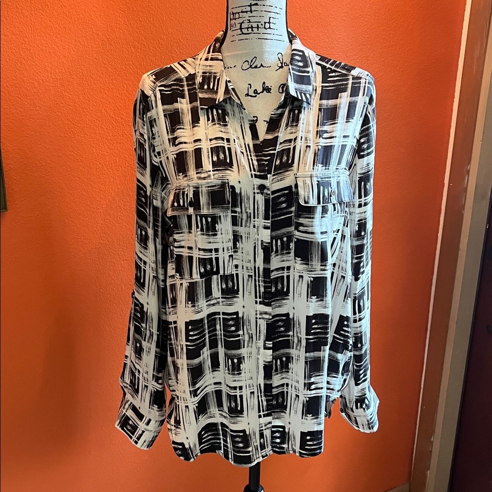 Black and White Patterned Blouse